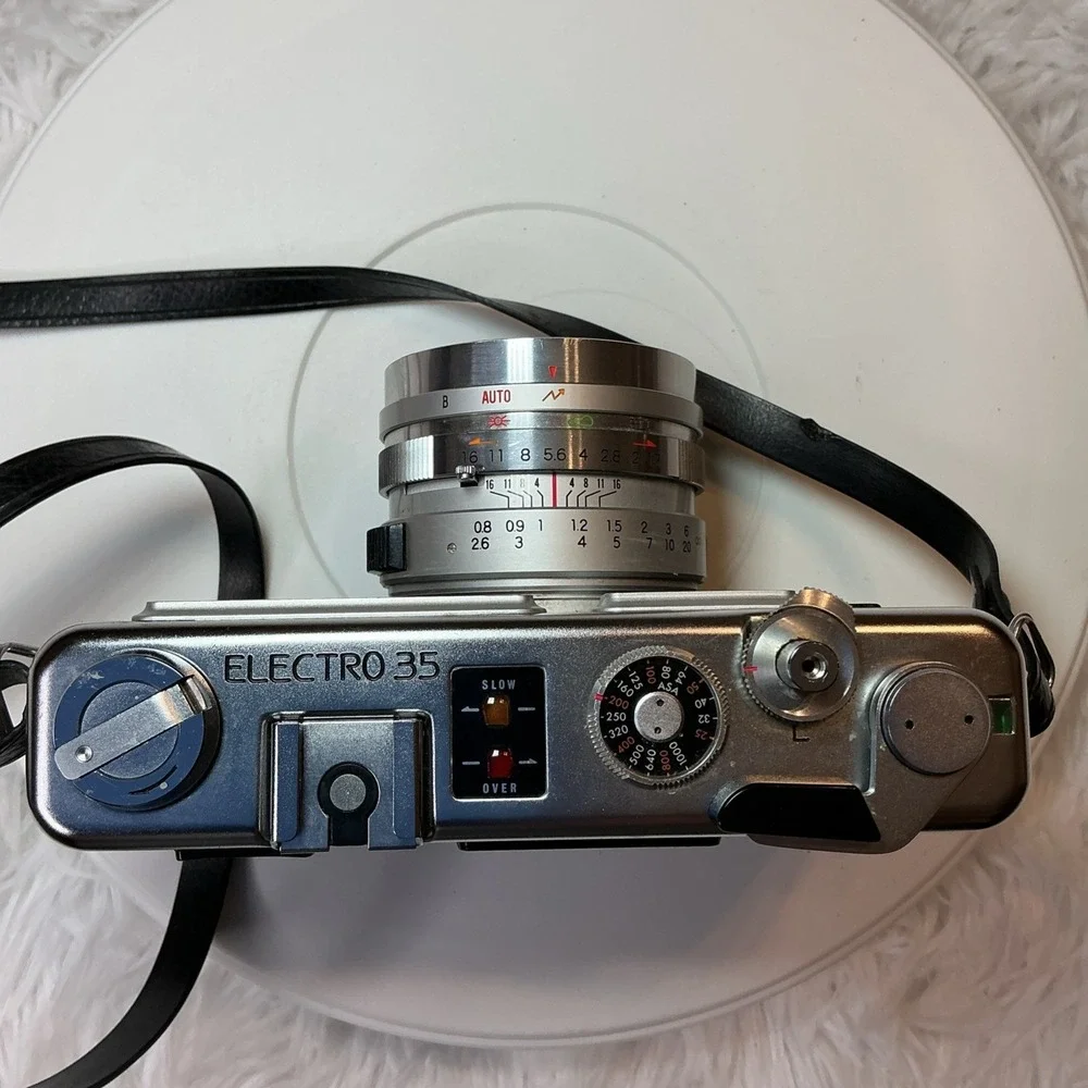 Yashica Electro 35GSN  Rangefinder 35mm Film Camera untested